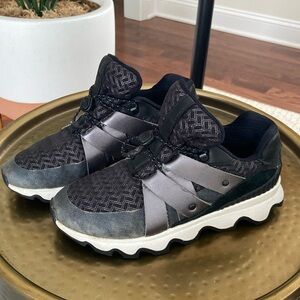 Sorel Kinetic Speed Sneaker Athletic Fashion Lifestyle Shoes Women Size 5